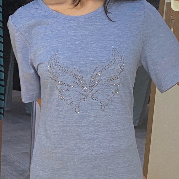 t-shirt - Picture 2 of 2